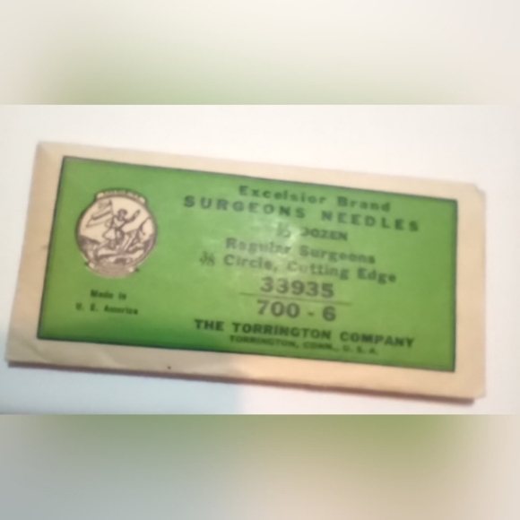 Vintage Excelsior Brand Surgical Needles Open Pack 1 Missing Of 6 Collectible - Picture 3 of 5